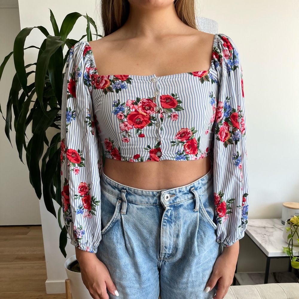 FOREVER 21: Women’s Crop Top Shirt